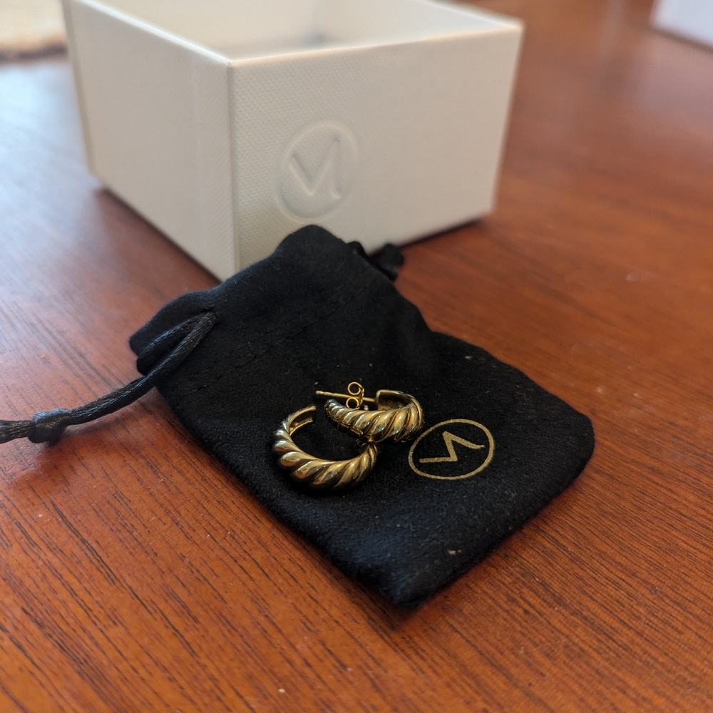 Mejuri croissant dome 18k gold vermeil earrings